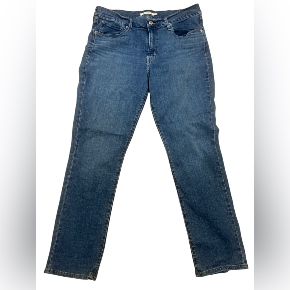 Levi’s Woman’s Classic Straight Jeans